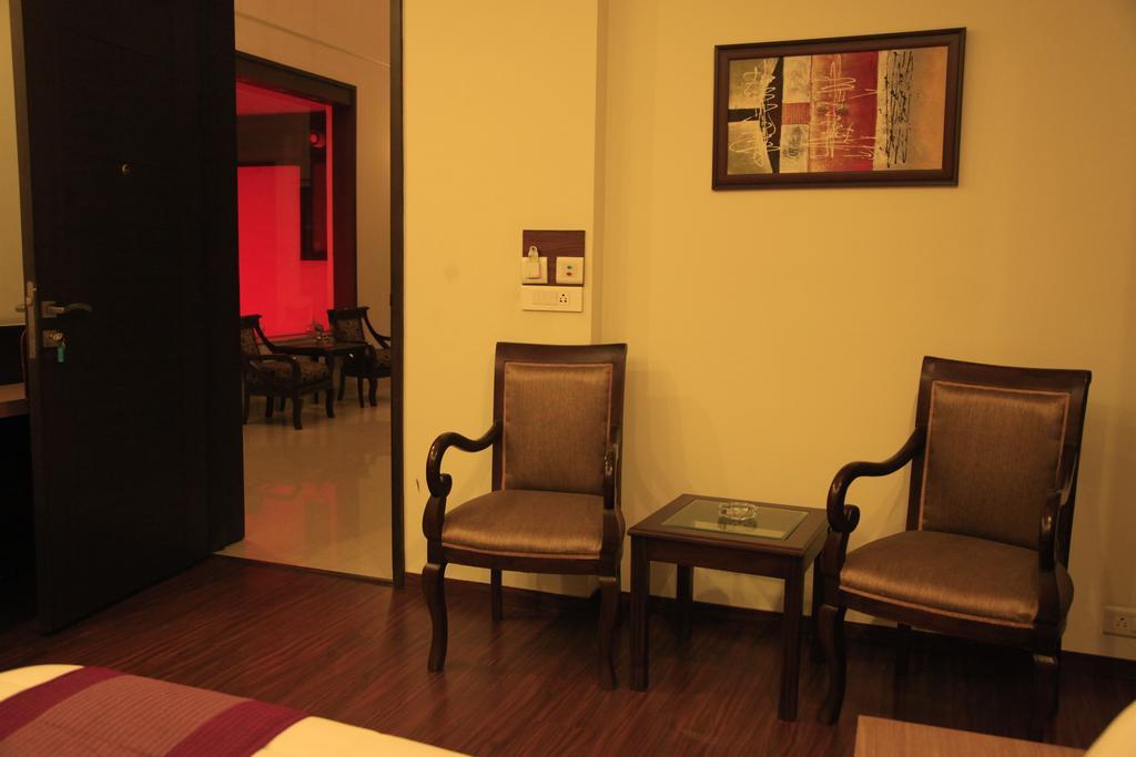 Indiyaah Inn Gurgaon Room photo