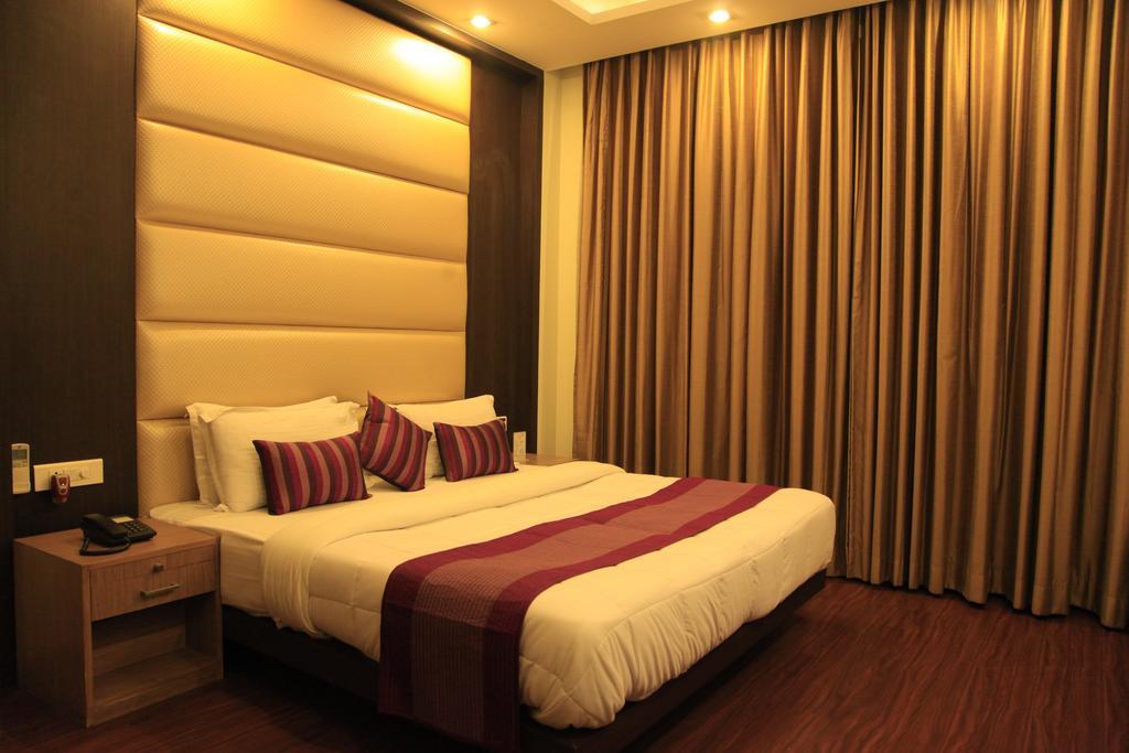 Indiyaah Inn Gurgaon Room photo